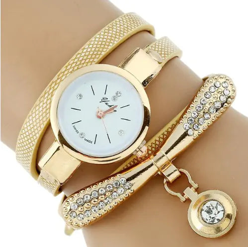 Vintage Gold Woven Triple Circle Pendant Wristwatch